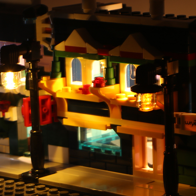 2 Sets 4 in 1 Led Light Set Bu - огляд і ціна Lego Set Creator